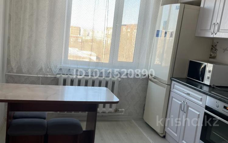 4-комнатная квартира · 78 м² · 7/7 этаж, Мкр. Степной-4 28 за 200 000 〒 в Караганде, Казыбек би р-н — фото 2