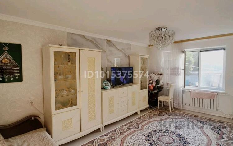 2-бөлмелі пәтер · 54 м² · 2/6 қабат, Микрорайон Молодежный 11, бағасы: 11 млн ₸ в Кандыагаш — фото 2