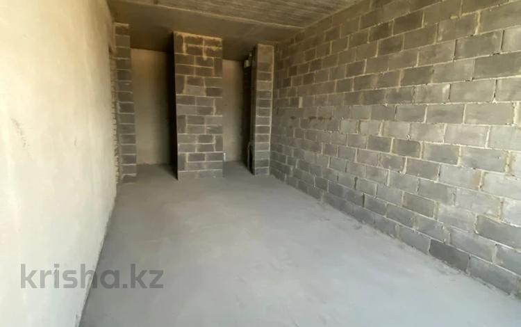2-бөлмелі пәтер · 87.43 м² · 9/10 қабат, мкр. Алтын орда, бағасы: 36 млн ₸ в Актобе — фото 2