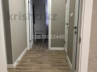 2-бөлмелі пәтер · 59 м² · 5/9 қабат, 4-й мик 11 — Торговый центр, бағасы: 17 000 ₸ в Аксае