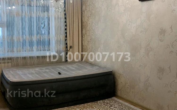 3-комнатная квартира · 69 м² · 5/5 этаж, 27-й мкр 25 — Находится на против супермаркета аман за 150 000 ₸ в Актау — фото 2