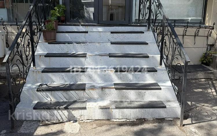Свободное назначение · 100 м² за 1.2 млн ₸ в Астане, р-н Байконур — фото 2