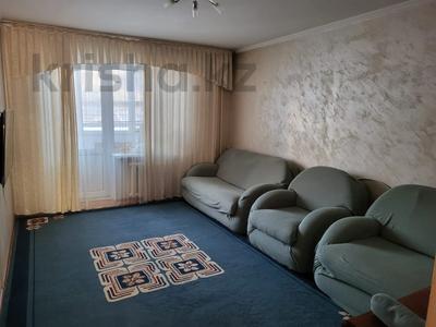 3-комнатная квартира · 60 м² · 2/5 этаж, Конституции — Ж.Д колледжа за 24 млн 〒 в Астане, Сарыарка р-н