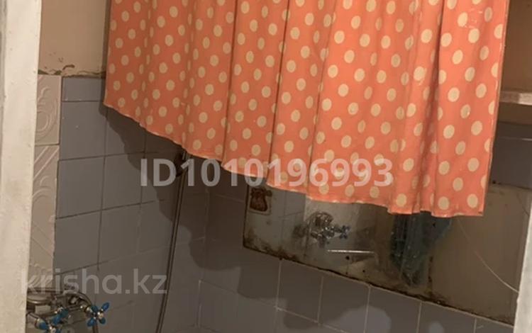 3-бөлмелі пәтер · 62.5 м² · 4/5 қабат, 8-й мкр 15, бағасы: 17 млн ₸ в Актау — фото 2