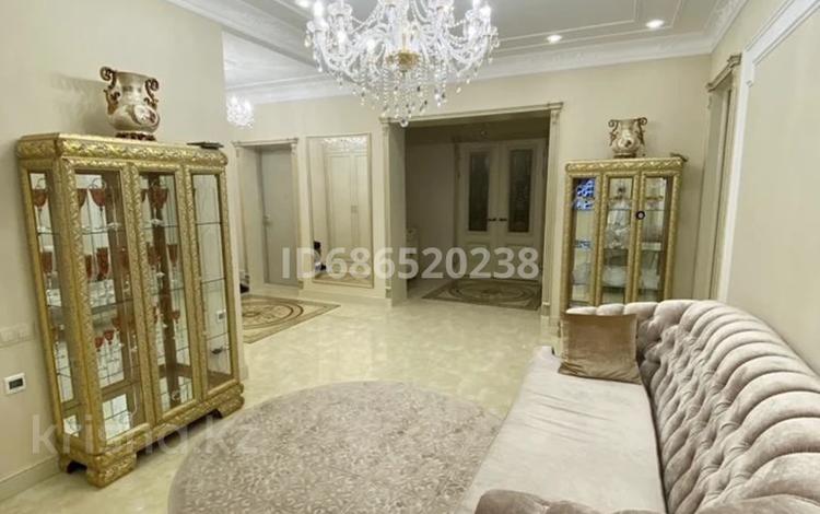 4-бөлмелі пәтер · 165 м² · 3/6 қабат, Богенбай батыра 121, бағасы: 122.5 млн ₸ в Семее — фото 36
