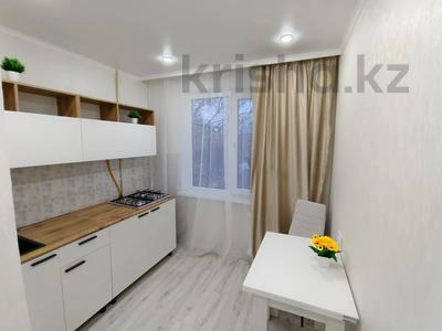 2-комнатная квартира · 45 м² · 4/5 этаж, Маншук Маметовой за 16.8 млн 〒 в Уральске