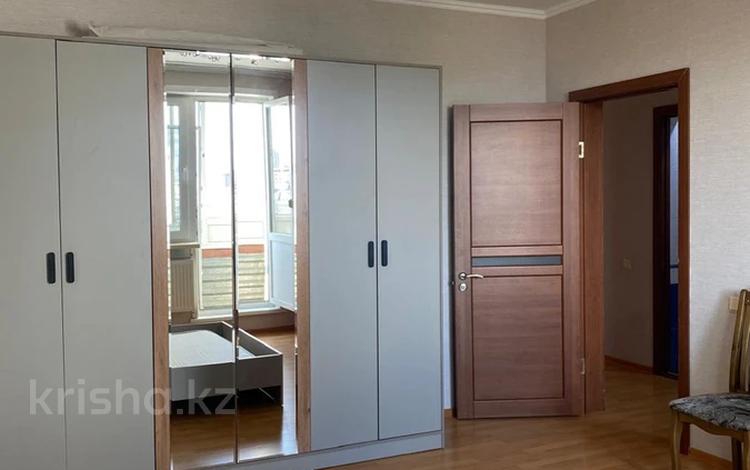 1-комнатная квартира · 68 м² · 4/12 этаж, Молдагуловой 27а — проспект Женис за 18 000 ₸ в Астане, Сарыарка р-н — фото 2