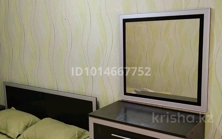 2-комнатная квартира · 47 м² · 3/5 этаж, Майкудук, Майкудук, 12й микрорайон — Горняк за 12 000 ₸ в Караганде, Алихана Бокейханова р-н — фото 2