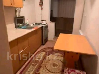 3-комнатная квартира · 65 м² · 2/5 этаж, 11-й микрорайон 213А за 200 000 ₸ в Шымкенте, Енбекшинский р-н
