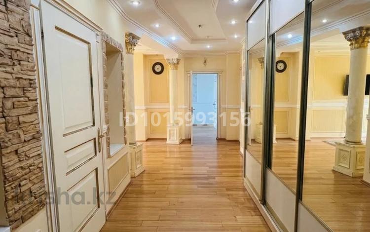 2-комнатная квартира · 80.6 м² · 13/36 этаж, Кабанбай батыра 11 за 37 млн ₸ в Астане, Есильский р-н — фото 7