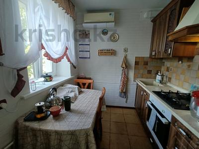 3-комнатная квартира · 55 м² · 4/4 этаж, Бухар Жырау — Угол Манаса за 43 млн ₸ в Алматы, Бостандыкский р-н
