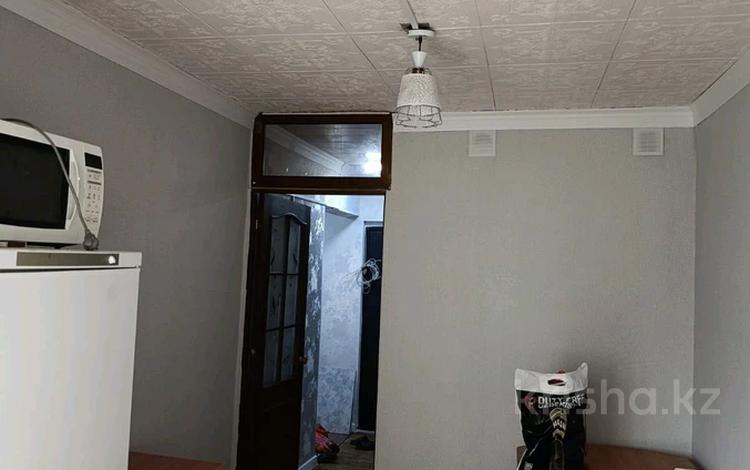 3-комнатная квартира · 58 м² · 5/5 этаж, Рашидова 25б за 140 000 ₸ в Шымкенте — фото 2