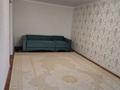 2-комнатная квартира · 64 м² · 2/10 этаж, мкр 12 43а за 160 000 ₸ в Актобе — фото 2