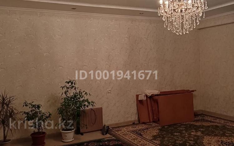 3-бөлмелі пәтер · 72 м² · 4/4 қабат, 4 мик 22, бағасы: 15 млн ₸ в Жанаозен — фото 2