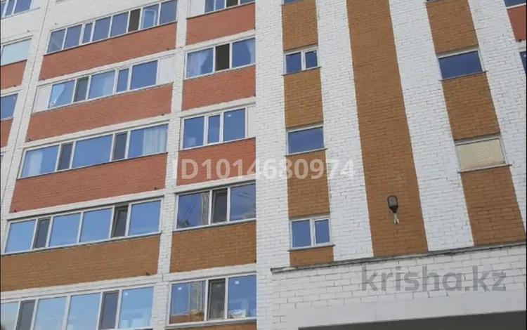1-комнатная квартира · 47 м² · 1/9 этаж, Ак. Чокина 150/1 — Катаева за 22 млн ₸ в Павлодаре — фото 2