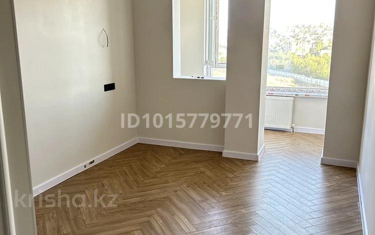 2-комнатная квартира · 73 м² · 9/12 этаж, мкр Нурсат 2, Байтерекова 87 за 300 000 ₸ в Шымкенте, Каратауский р-н — фото 2