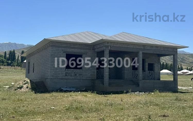 Отдельный дом · 6 комнат · 249.12 м² · 15 сот., Алмалы 90 — Диханкол ауылы за 16 млн ₸ в  — фото 2