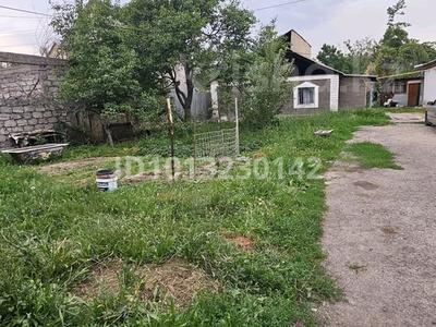 Жеке үй · 3 бөлме · 52.7 м² · 4 жүзд., Шаңырақ-1 ш/а. 15 — Утемисова, бағасы: 29.8 млн ₸ в Алматы, Алатауский р-н