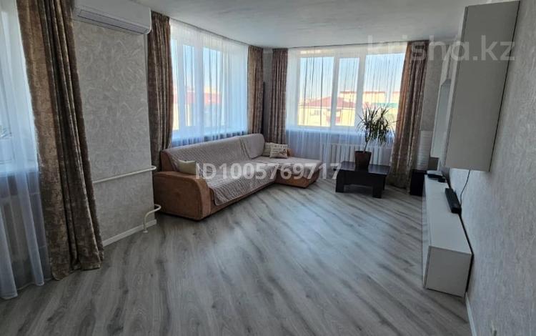 3-комнатная квартира · 78.3 м² · 5/5 этаж, Курмангазы 5 — Владимирского за 35 млн 〒 в Атырау, мкр Авангард-2 — фото 2