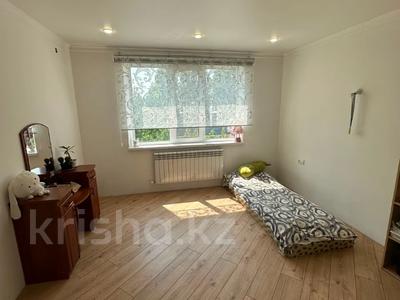 Отдельный дом · 4 комнаты · 160 м² · 10 сот., Актобе, улица Базар Жырау 14 за 29 млн ₸