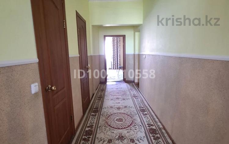 2-комнатная квартира · 73.5 м² · 10/16 этаж, мкр. Алмагуль, Алмагуль — Султана Бейбарыса за 17 млн ₸ в Атырау — фото 2