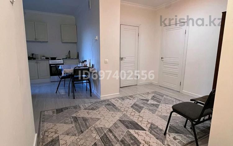 1-комнатная квартира · 45 м² · 7/12 этаж, мкр Комсомольский, Сауран 3/1 — Abu Dabi Plaza за 200 000 〒 в Астане, Есильский р-н — фото 3