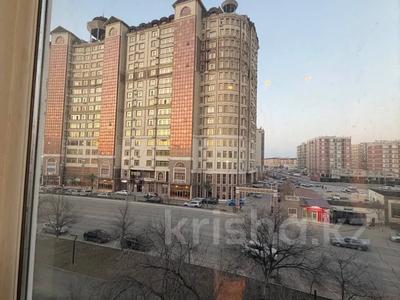 2-бөлмелі пәтер · 56 м² · 4/5 қабат, 13-й мкр 46, бағасы: 15.5 млн ₸ в Актау