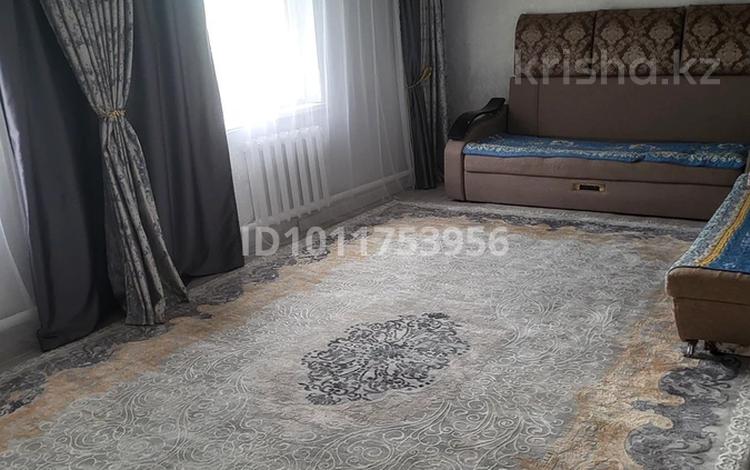 Отдельный дом · 4 комнаты · 120 м² · 6 сот., Есет батыр 26а — Возле 5школлы за 15 млн ₸ в Кандыагаш — фото 2
