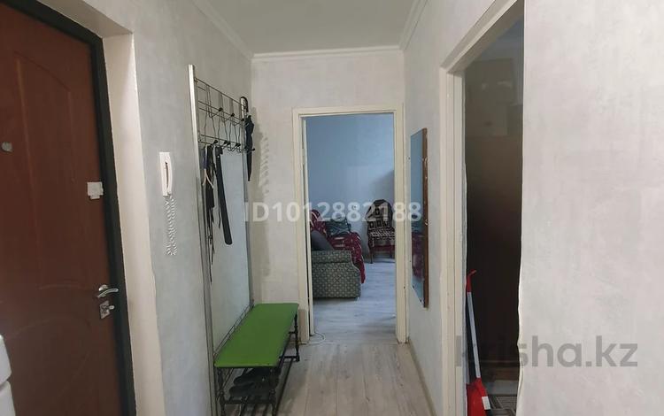 2-бөлмелі пәтер · 44.2 м² · 1/5 қабат, Циолковского 37/1, бағасы: 14 млн ₸ в Уральске — фото 3