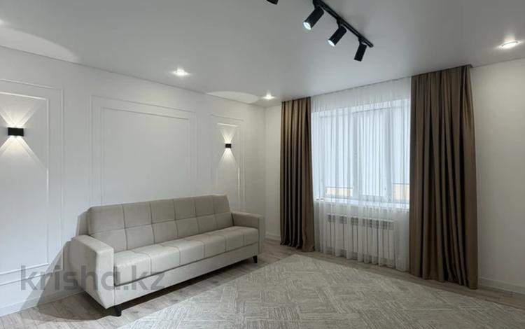 1-бөлмелі пәтер · 51.3 м² · 6/9 қабат, Самал 70/3, бағасы: 200 000 ₸ в Уральске — фото 2