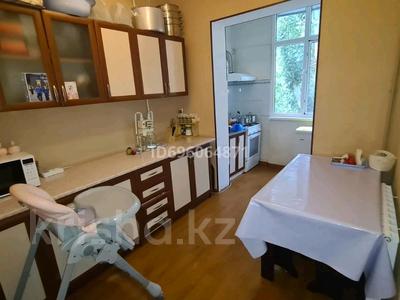 Аренда квартир в Жамбылской обл.: 2-комнатная квартира · 65 м² · 4/5 этаж, Микрорайон Аса 6 за 130 000 〒 2-комнатная квартира · 65 м² · 4/5 этаж, Микрорайон Аса 6 за 130 000 〒 в Таразе