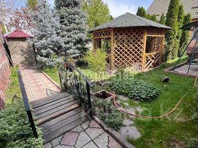Отдельный дом · 6 комнат · 176 м² · 8 сот., мкр Калкаман-2 17 — Аргынбаева за 800 000 ₸ в Алматы, Наурызбайский р-н