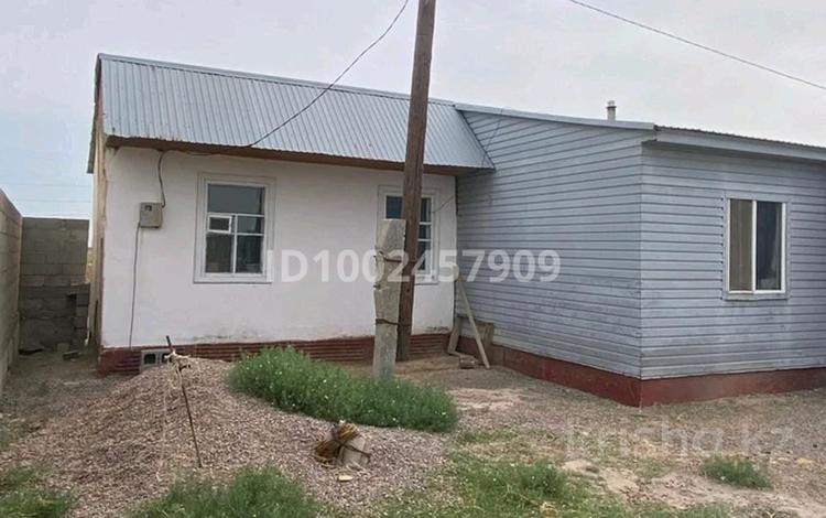 Отдельный дом · 4 комнаты · 50 м² · 10 сот., Акбиик 23 — 8 улица за султан палас ресторан за 11 млн 〒 в Шу — фото 2