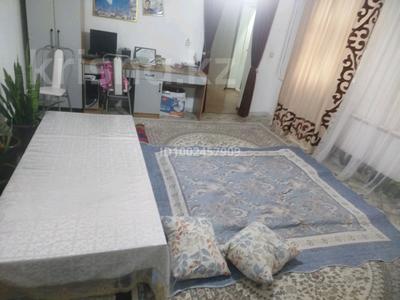 Отдельный дом · 4 комнаты · 50 м² · 10 сот., Акбиик 23 — 8 улица за султан палас ресторан за 15 млн 〒 в Шу