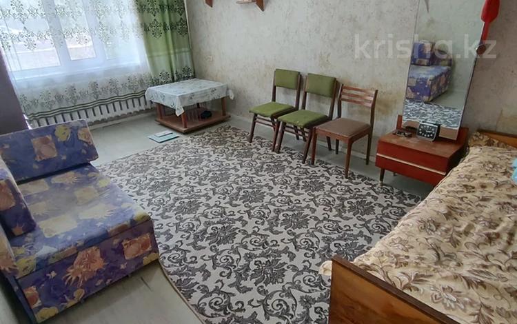 1-бөлмелі пәтер · 30 м² · 1/5 қабат, Мкр. 4 87 — Этаж 1, бағасы: 4.5 млн ₸ в Степногорске — фото 2