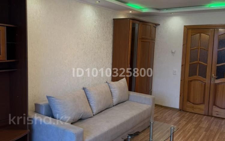2-бөлмелі пәтер · 87 м² · 3/9 қабат, Чокина 87, бағасы: 15 000 ₸ в Павлодаре — фото 2