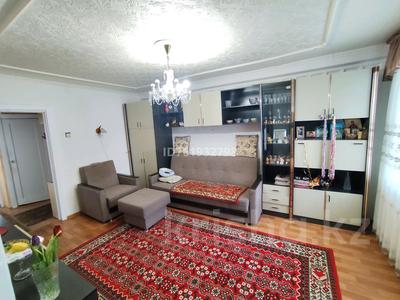 3-бөлмелі пәтер · 59 м² · 2/5 қабат, Астана 18, бағасы: 12 млн ₸ в Аксу