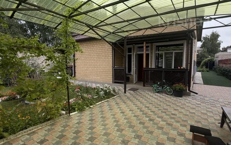Отдельный дом · 8 комнат · 283 м² · 8 сот., Линейная за 80 млн ₸ в Павлодаре — фото 2