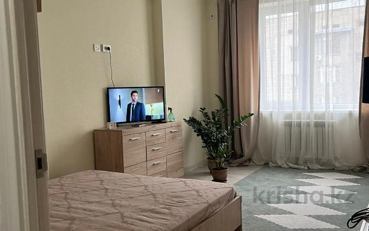 1-комнатная квартира, 42 м², 4/10 этаж, Гагарина за 41 млн 〒 в Алматы, Бостандыкский р-н — фото 4