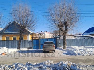Отдельный дом · 5 комнат · 100 м² · 7.5 сот., Мамбетова — Пушкина за 20 млн ₸ в Актобе, мкр Москва