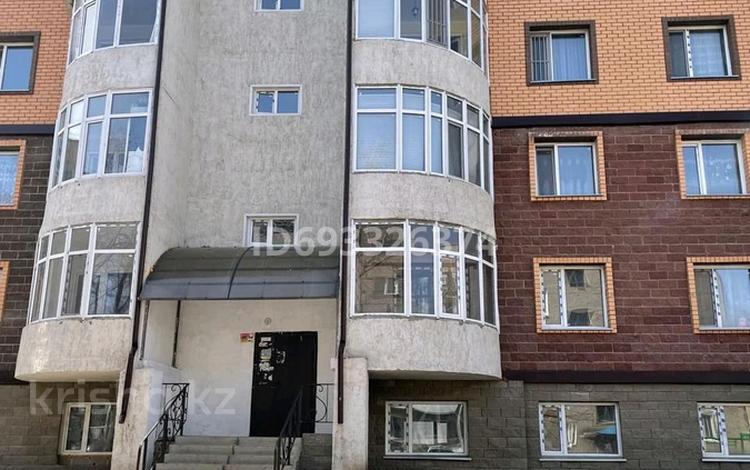 2-комнатная квартира, 42 м², сагадат нурмаганбетова 40б за 14.5 млн 〒 в Кокшетау — фото 2