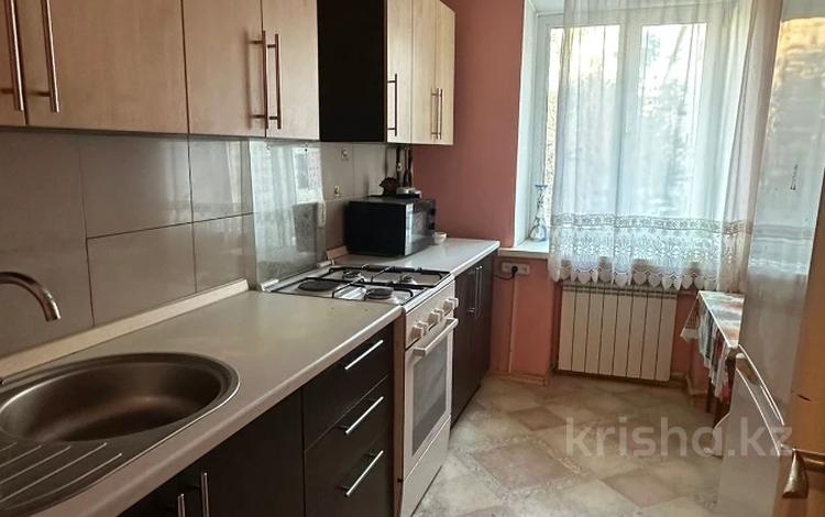 3-комнатная квартира, 60 м², 2/5 этаж, Баймагамбетова 179