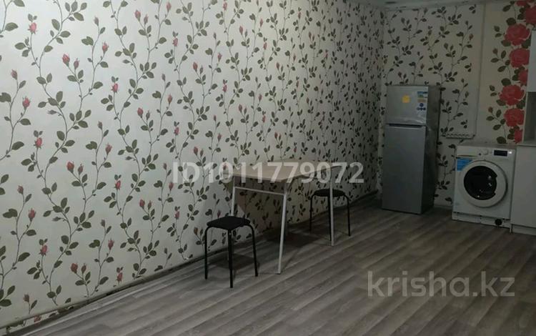 1-бөлмелі пәтер · 35 м² · 1 қабат, мкр Думан-1 21, бағасы: 150 000 ₸ в Алматы, Медеуский р-н — фото 2
