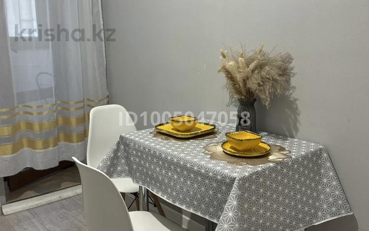 1-комнатная квартира · 35 м² · 5/5 этаж, мкр 11 39 за 2 000 ₸ в Актобе — фото 10