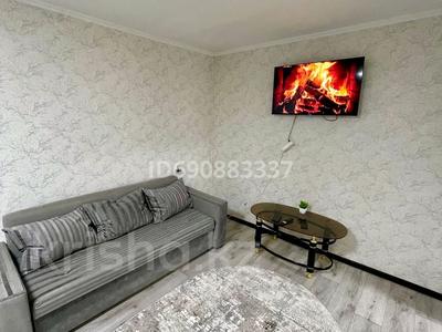 2-комнатная квартира · 56 м² · 2/5 этаж, Циолковского 37/3 — Тд Аяжан за 15 000 ₸ в Уральске