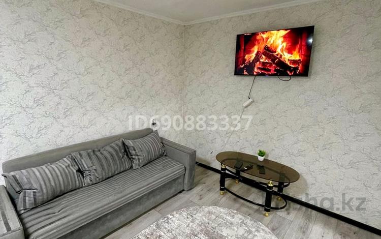 2-комнатная квартира · 56 м² · 2/5 этаж, Циолковского 37/3 — Тд Аяжан за 15 000 ₸ в Уральске — фото 13
