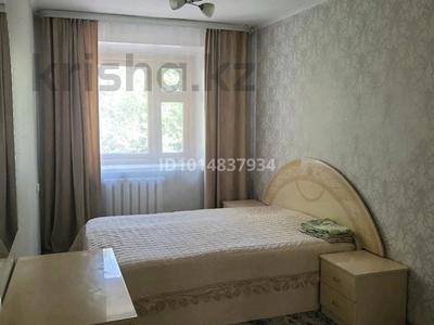 3-комнатная квартира · 67 м² · 1/5 этаж, 35 квартал 5 за 250 000 ₸ в Семее