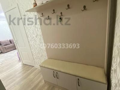 2-комнатная квартира · 44.5 м² · 2/5 этаж, Майкудук, 16й микрорайон 37 за 14 млн ₸ в Караганде, Алихана Бокейханова р-н