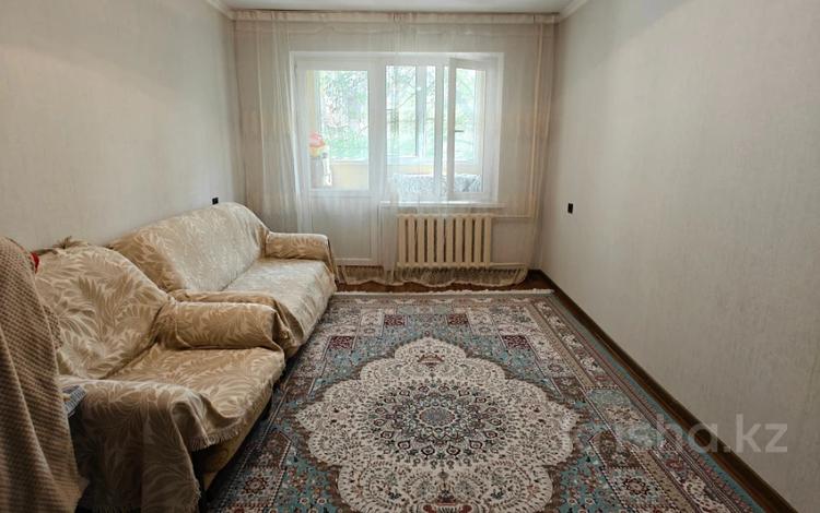 1-комнатная квартира, 35 м², 4/5 этаж, мкр Аксай-2, Бауыржана Момышулы за 24 млн 〒 в Алматы, Ауэзовский р-н — фото 2