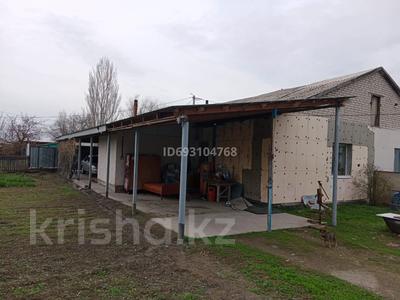 Отдельный дом • 4 комнаты • 100 м² • 10 сот., Сорокина — Поселок Мойнак за 10 млн 〒 в Талдыкоргане